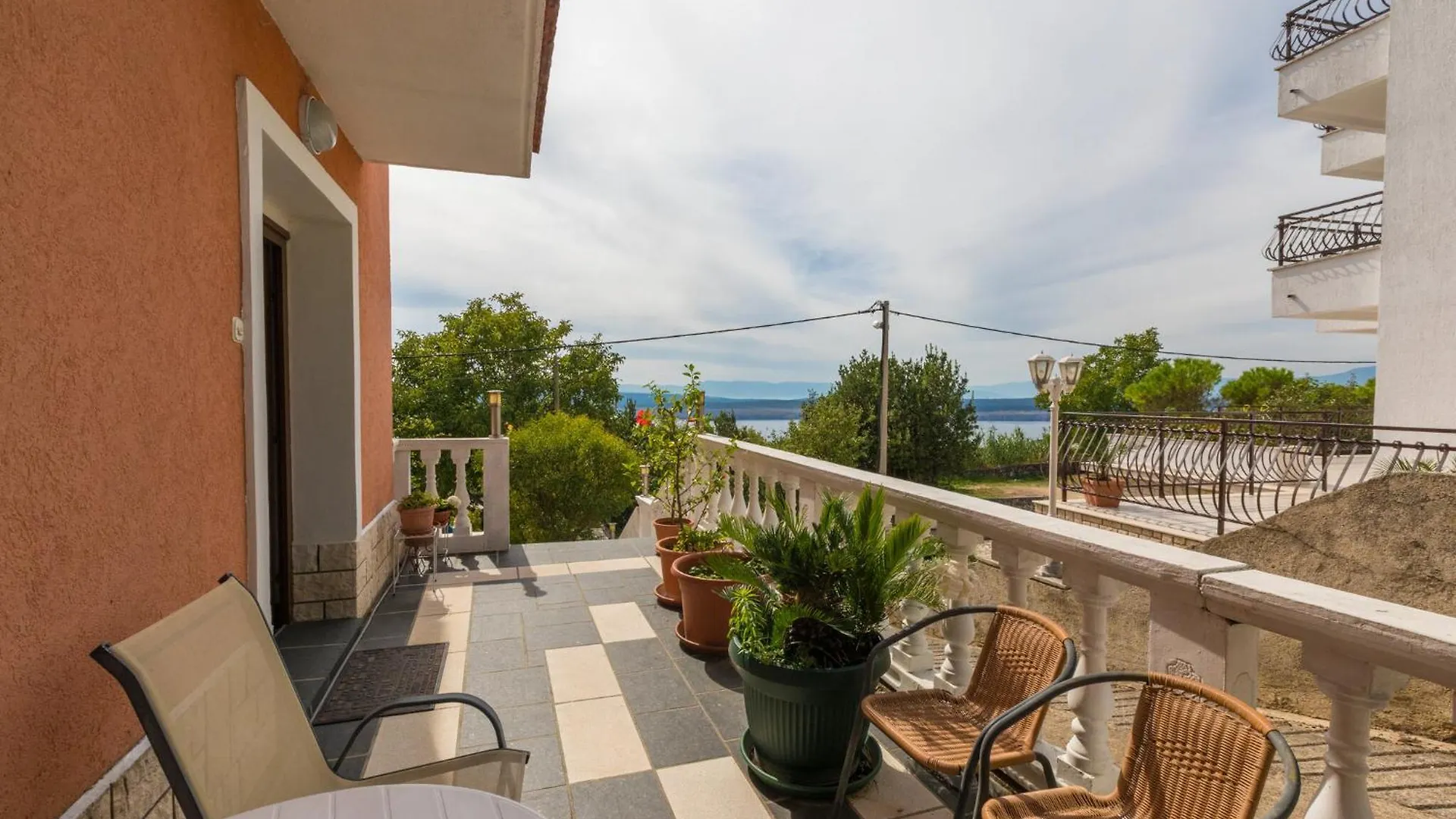 Julija Apartment Dramalj